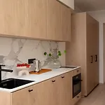 Bob W Kesklinn 4*