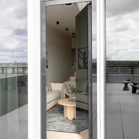 Bob W Kesklinn Apartahotel Tallin