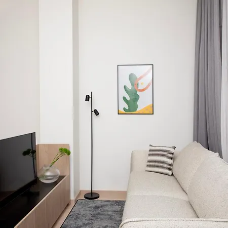 Bob W Kesklinn Tallin