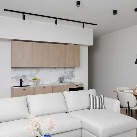 Bob W Kesklinn 4* Tallin