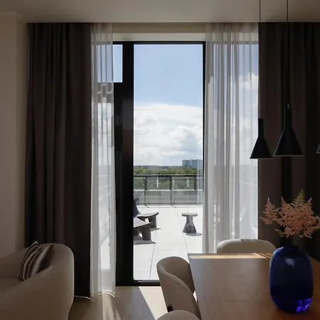 Bob W Kesklinn Hotel apartamentowy 4*