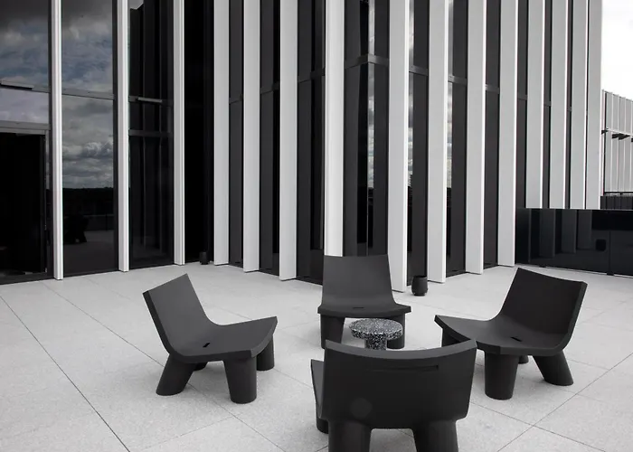 Bob W Kesklinn Hotel apartamentowy Tallin