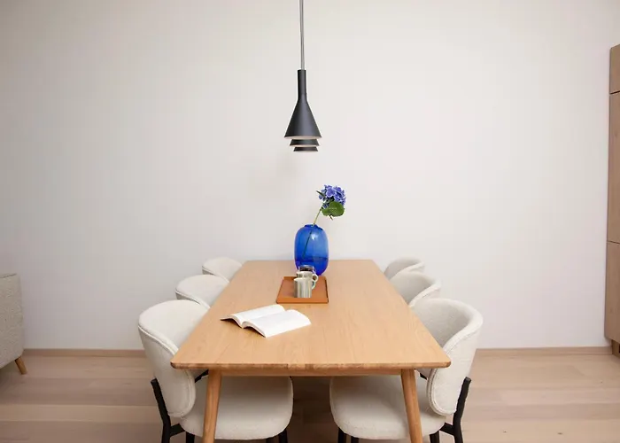 Bob W Kesklinn מלון דירות טאלין