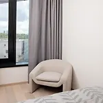 Bob W Kesklinn 4* Talin