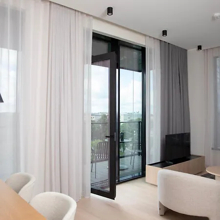 Bob W Kesklinn Apart Otel